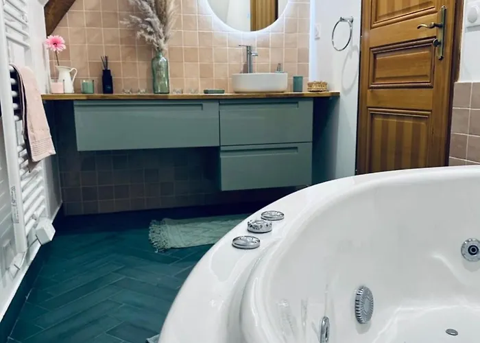 Maison Tres Belle Acy